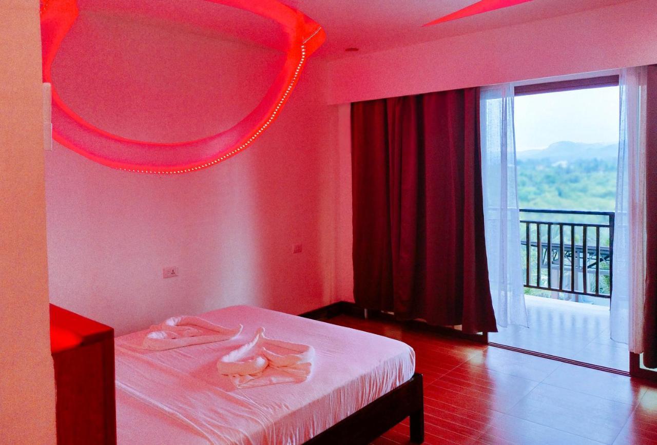 Reddoorz @ Sun Kissed Resort Guindulman Anda  Dış mekan fotoğraf