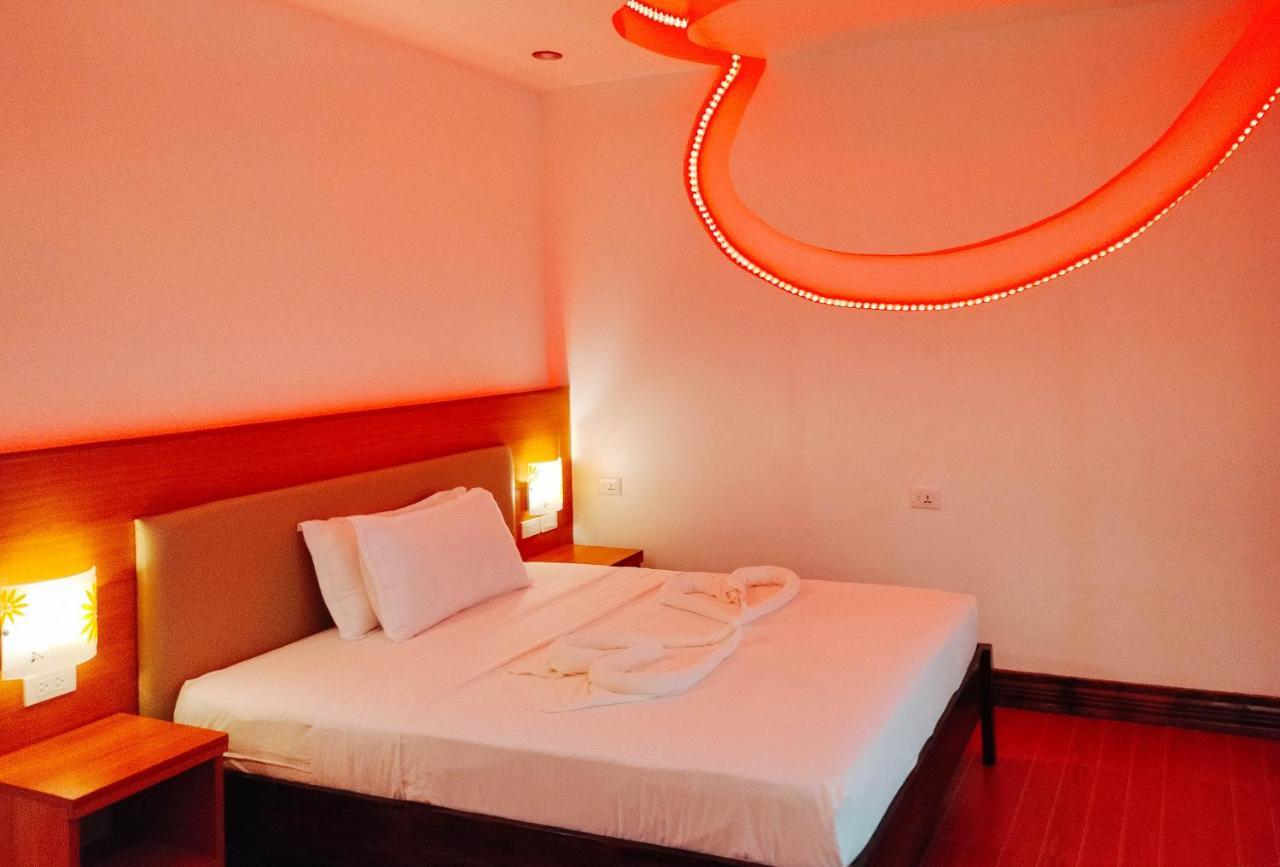 Reddoorz @ Sun Kissed Resort Guindulman Anda  Dış mekan fotoğraf